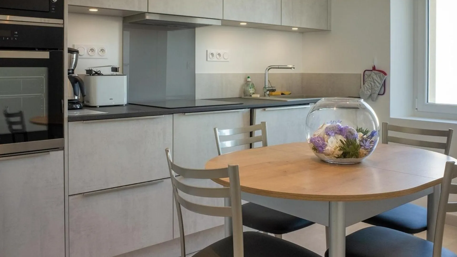 Duplex Charmant T3/4 A 150M Des Criques, Court Commune, Proche Bourg A Port-Louis - Fr-1-349-170 Apartment